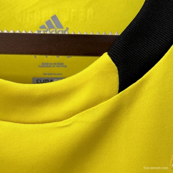 Retro 11/12 Real Madrid Goalkeeper Yellow Jersey - Image 11