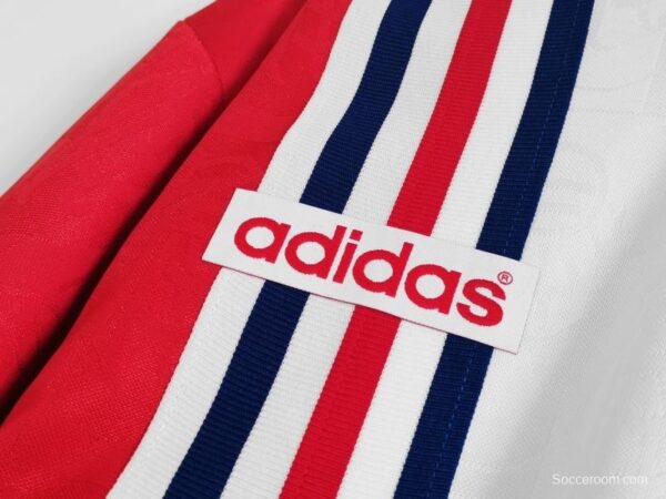 Retro 1996/97 Rangers Away Soccer Jersey - Image 6