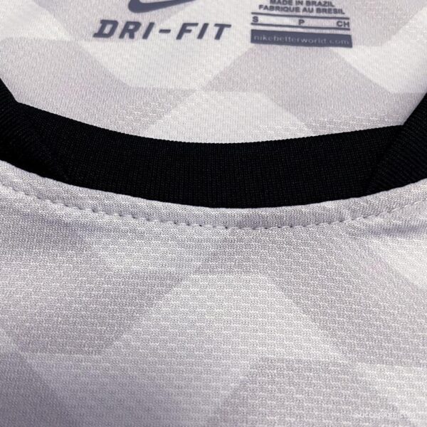 Retro 11/12 Corinthians Home Soccer Jersey - Image 11