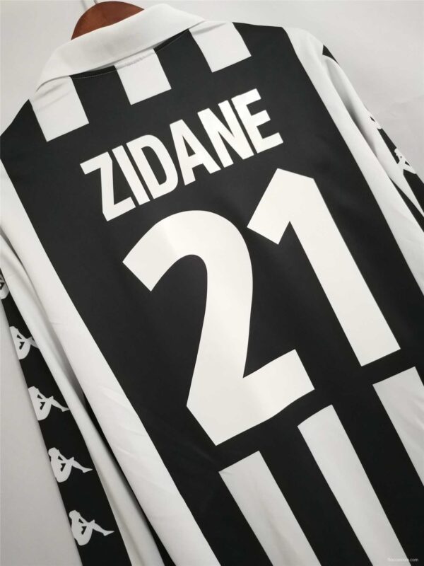 Retro 99/00 Juventus Home Long Sleeve Jersey - Image 2