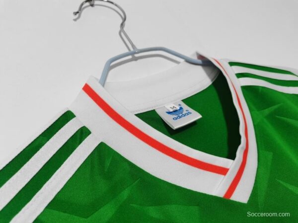 Retro 1990/92 Ireland Home Soccer Jersey - Image 7