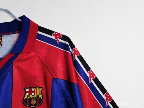 Retro 1995/97 Barcelona Home Soccer Jersey - Image 4