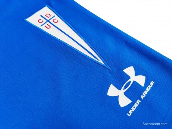 Retro Kids 2021/22 Club Deportivo Universidad Catolica Home Soccer Jersey - Image 2