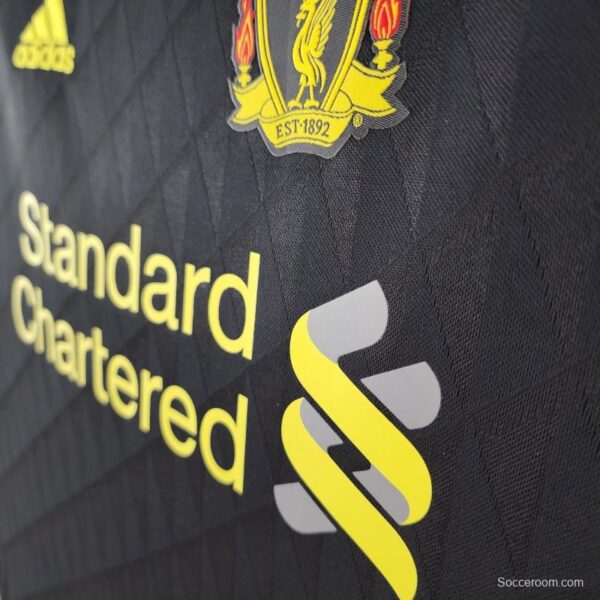Retro 10/11 Liverpool Third Away  Soccer Jersey - Image 9