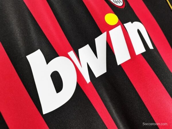 Retro 2006/07 AC Milan Home Soccer Jersey - Image 10