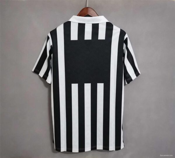 Retro 92/94 Juventus Home Jersey - Image 3