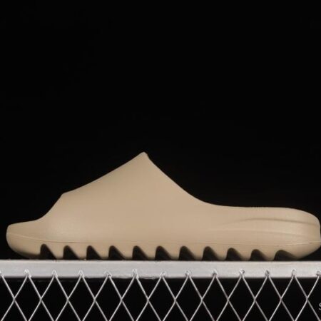 Kanye West x Yeezy Slide Resin GW1934 Warm Brown
