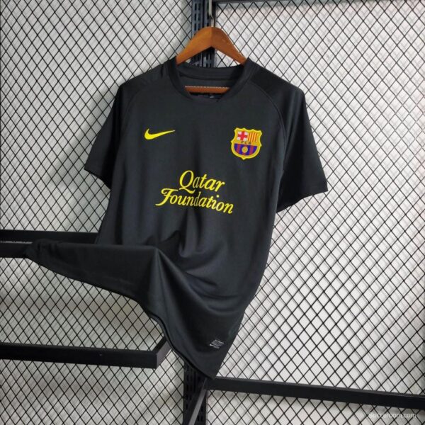 Retro 11/12 Barcelona Black Away Jersey - Image 9