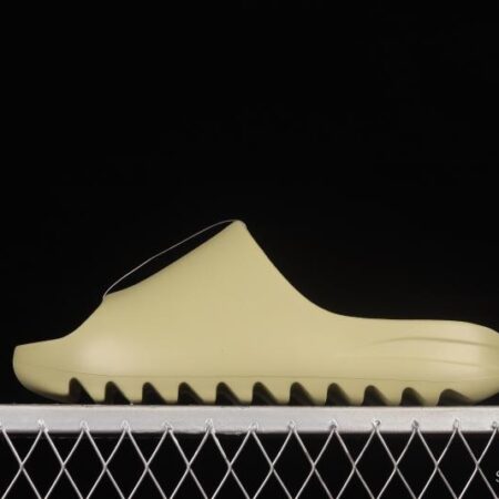 Kanye West x Yeezy Slide Resin FX0494 Bean Green
