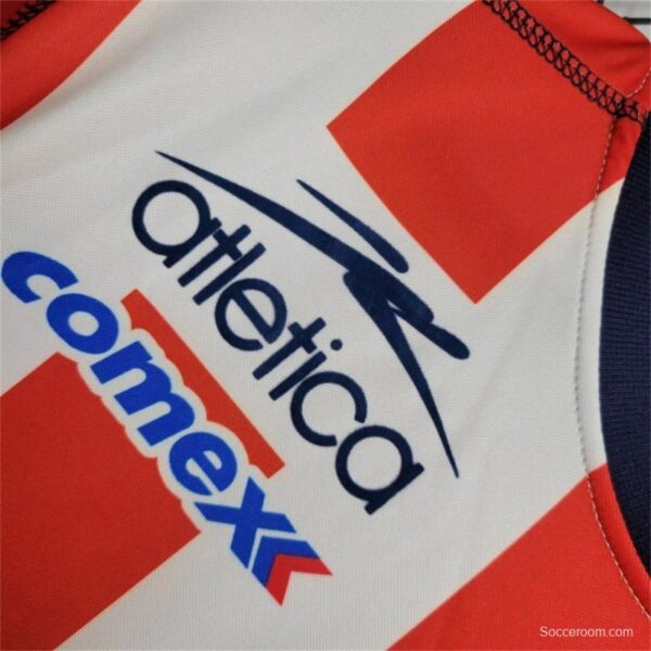 Retro 02/03 Chivas Guadalajara Home Jersey - Image 8