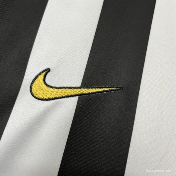 03/04 Retro Juventus Home Jersey - Image 6