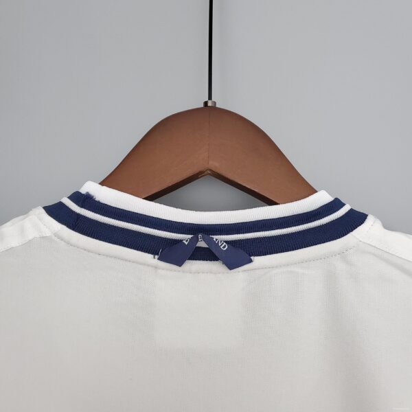 Retro 2000 England home Soccer Jersey - Image 9