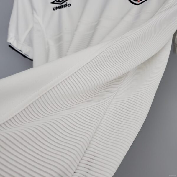 Retro 2000 England home Soccer Jersey - Image 3