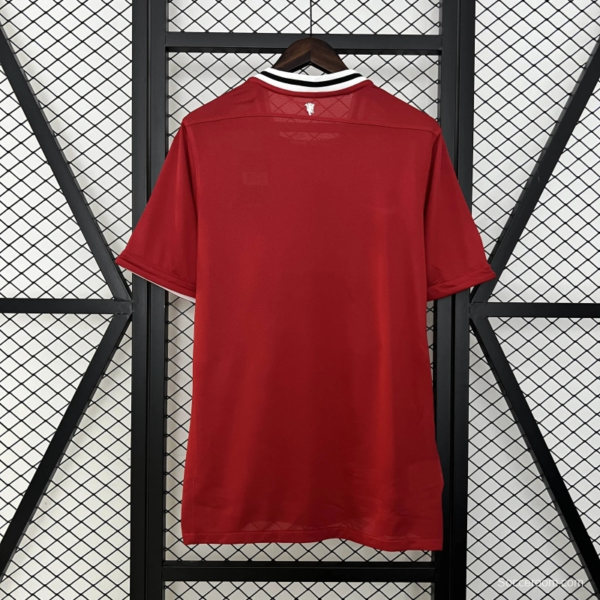 11/12 Retro Manchester United Home Jersey - Image 9