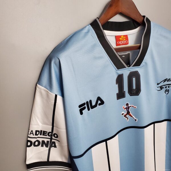Retro 2001 Argentina Maradona #10 Commemorative Edition Soccer Jersey - Image 6