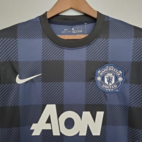 Retro 13/14 Manchester United Away Soccer Jersey - Image 9