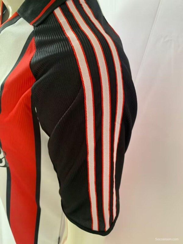 Retro 00/01 River Plate Away Jersey - Image 8
